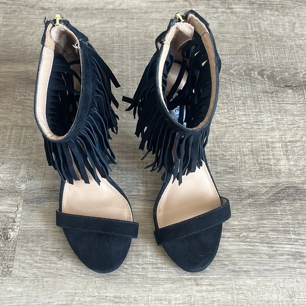 Steve Madden Staarz suede fringe strap heels - Picture 7 of 7